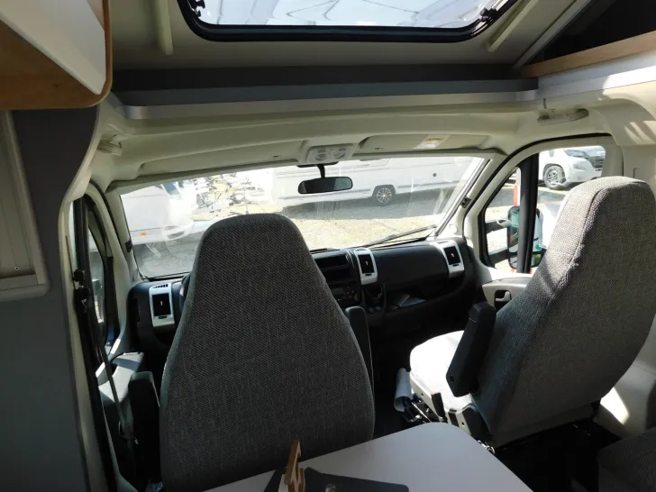 Fahrzeugbild Dethleffs Just Camp T 6812 EB Verfügbar ab November 2026 #8