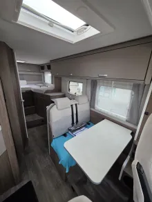 Fahrzeugbild Carado I 338 #11