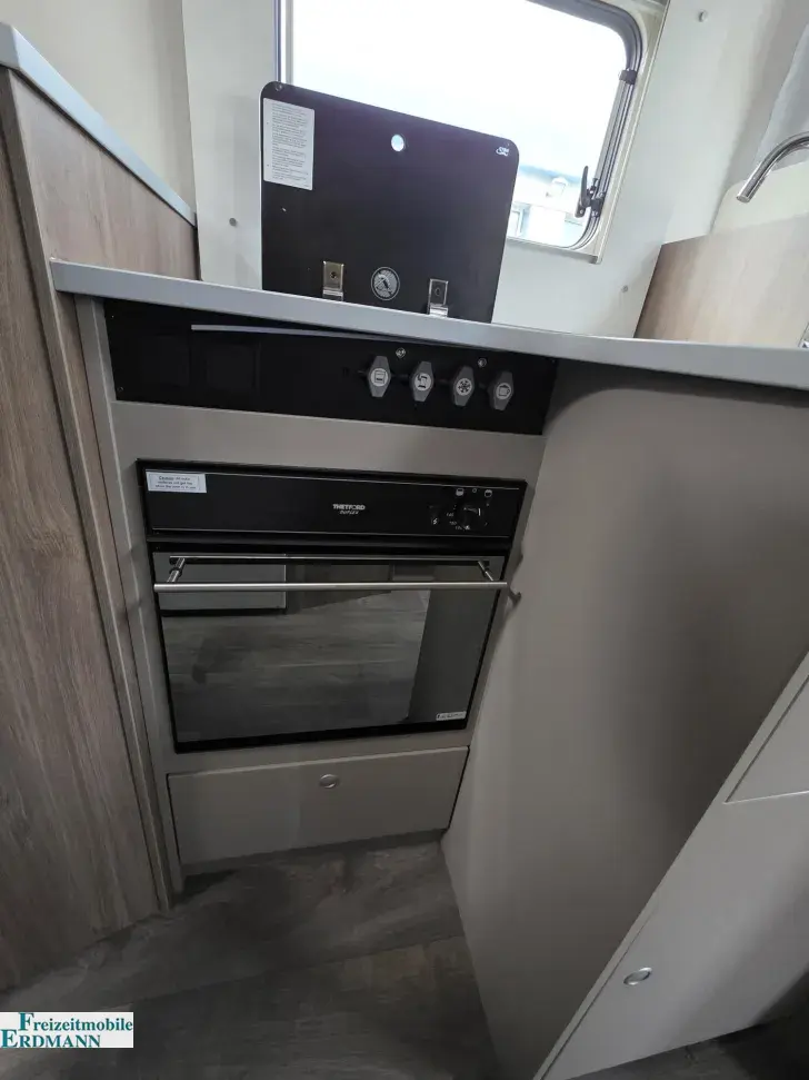 Fahrzeugbild Carado I 338 #15