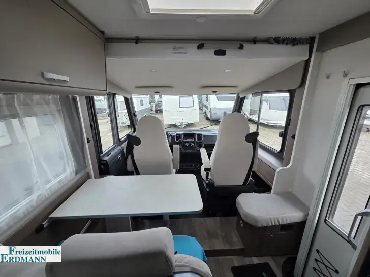 Fahrzeugbild Carado I 338 #23