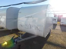 Fahrzeugbild Hobby Beachy 420 #4