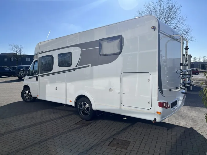 Fahrzeugbild Carado T 447 #2