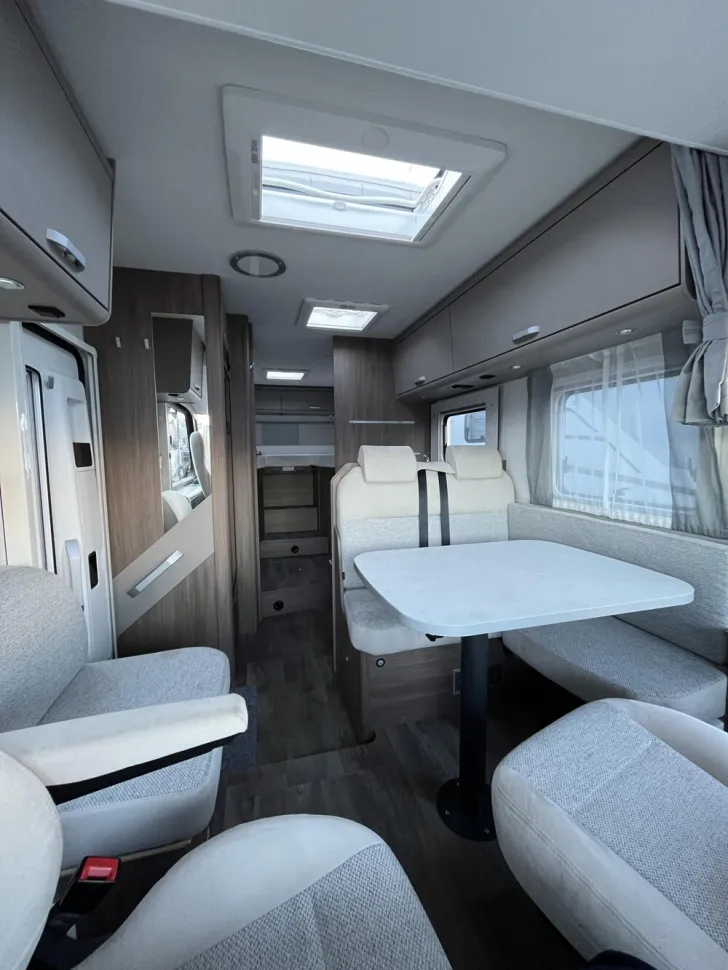 Fahrzeugbild Carado I 447 #8