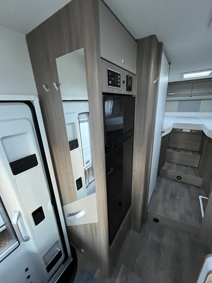 Fahrzeugbild Carado I 447 #12