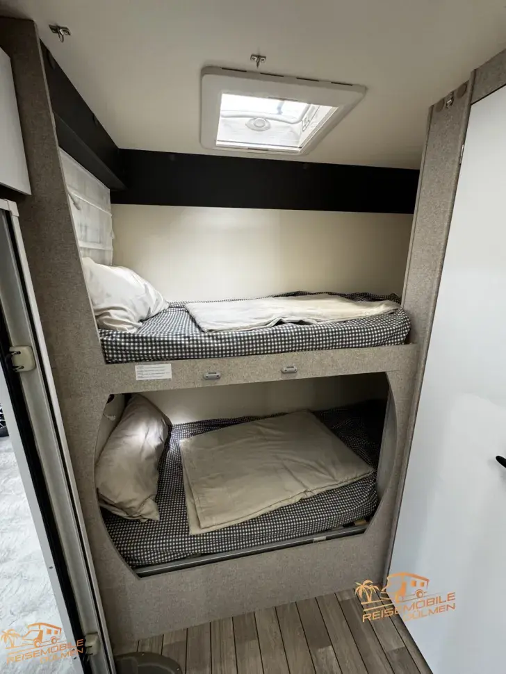 Fahrzeugbild Forster A 699VB #29