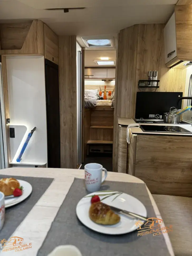 Fahrzeugbild Eura Mobil Profila RS 720 EF #17