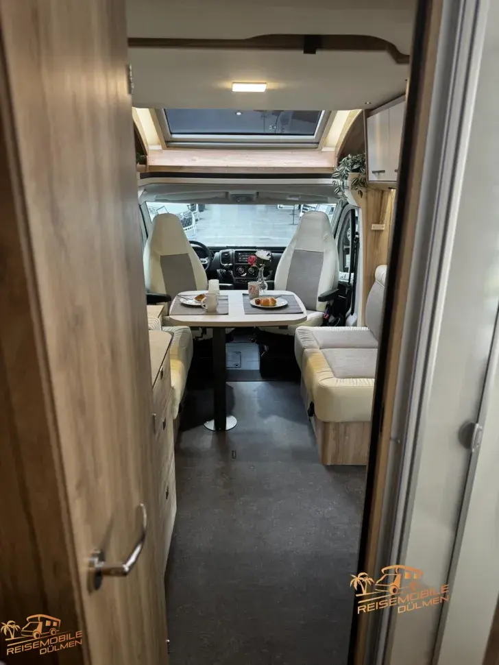 Fahrzeugbild Eura Mobil Profila RS 720 EF #26