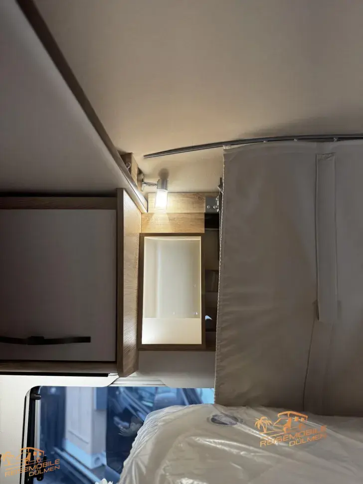 Fahrzeugbild Eura Mobil Profila RS 720 EF #29