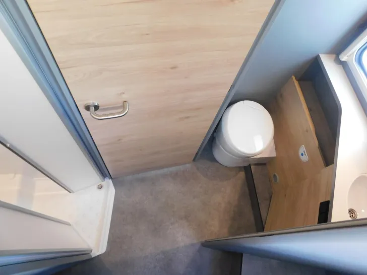 Fahrzeugbild Dethleffs Just Camp T 7052 DBM Verfügbar ab November 2026 #18