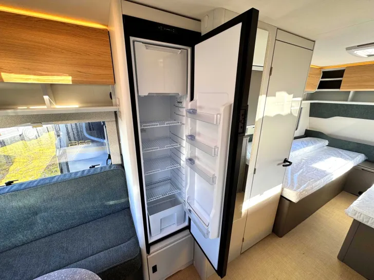 Fahrzeugbild Bürstner B66 490 TL TOP ANGEBOT|GFK|ROLLROST|EINZELBETTEN #12