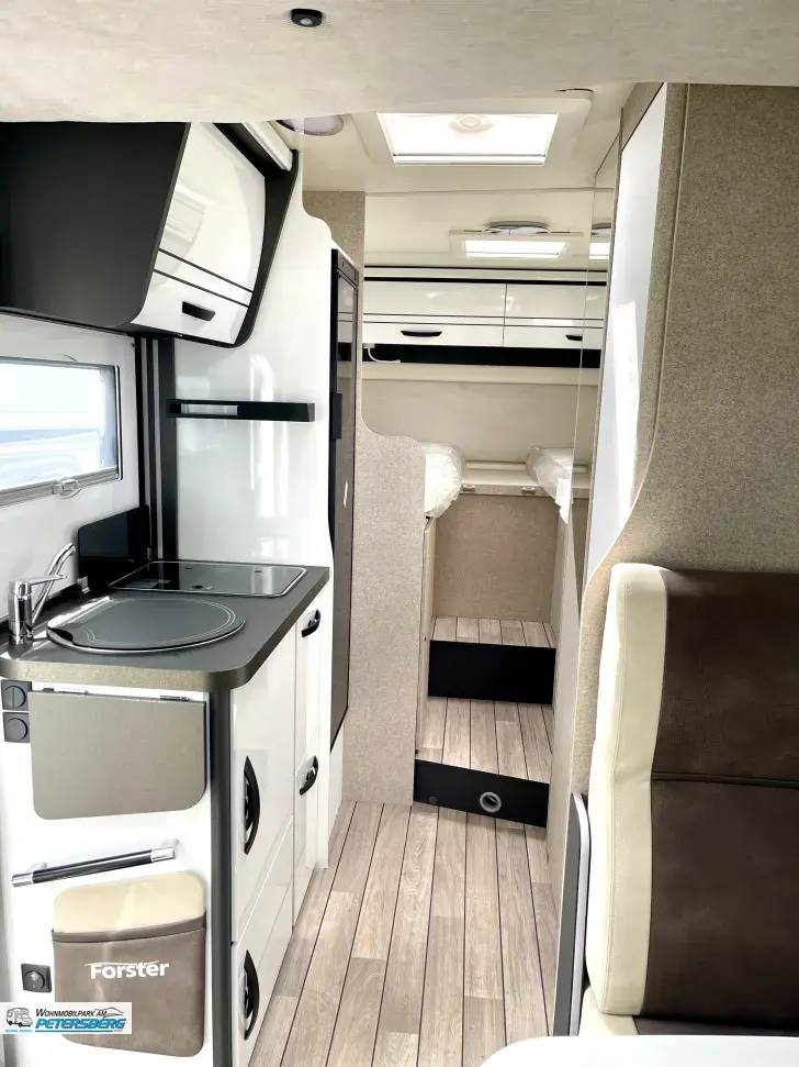 Fahrzeugbild Forster T 699 EB 140 PS * Automatik * 3,5 t #9