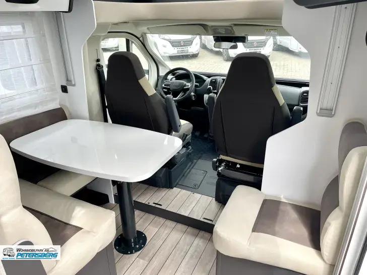 Fahrzeugbild Forster T 699 EB 140 PS * Automatik * 3,5 t #10