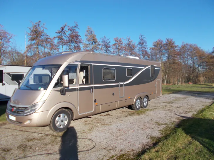 Fahrzeugbild Bürstner Elegance I 890 G #5