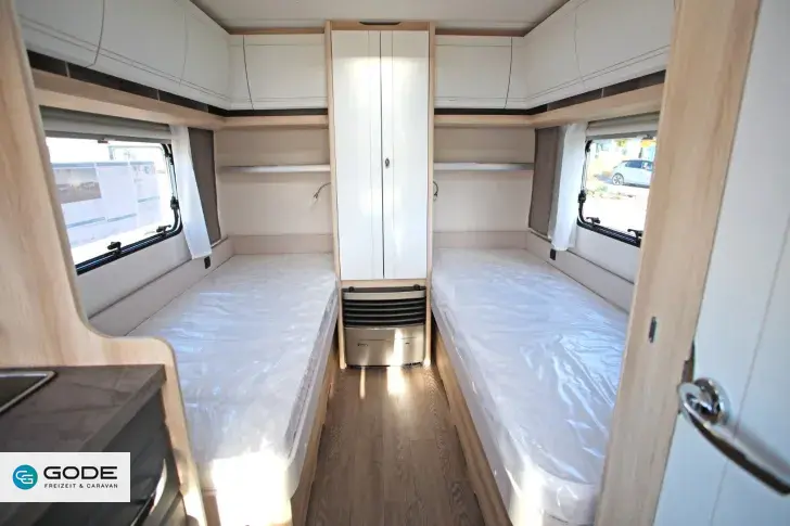 Fahrzeugbild Hobby De Luxe 460 LU/MEGA DEAL #9