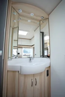 Fahrzeugbild Hobby De Luxe 460 UFe/MEGA DEAL*Schnäppchen #15