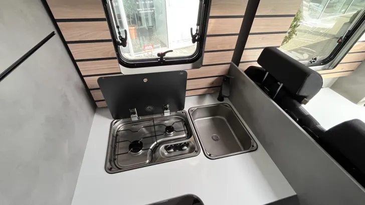 Fahrzeugbild Crosscamp EXPDN 7.4 D Peugeot #9