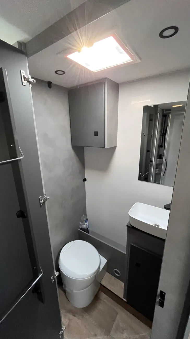 Fahrzeugbild Crosscamp EXPDN 7.4 D Peugeot #11