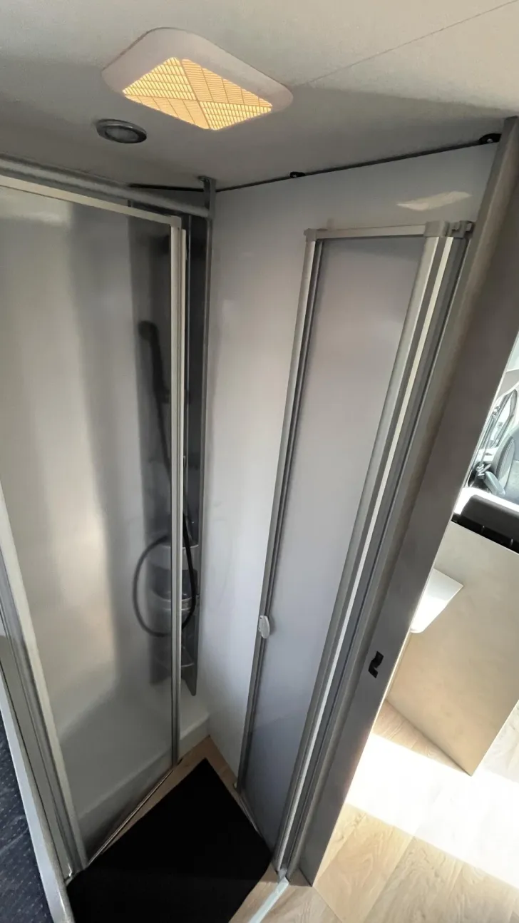 Fahrzeugbild Crosscamp EXPDN 7.4 E Peugeot #11