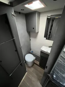 Fahrzeugbild Crosscamp EXPDN 7.4 E Peugeot #13