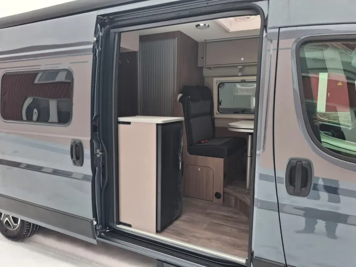 Fahrzeugbild Carado pro+ CV 640 #10