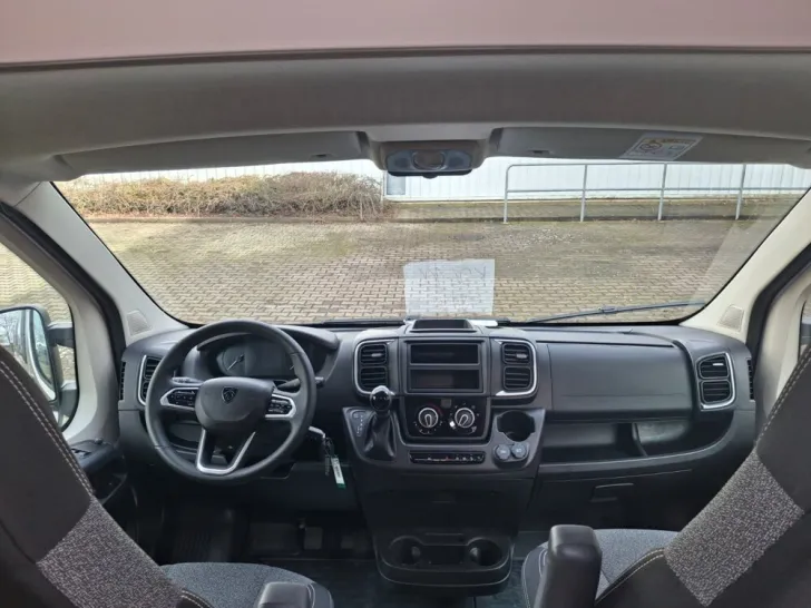 Fahrzeugbild Carado Camper Van 640 #13