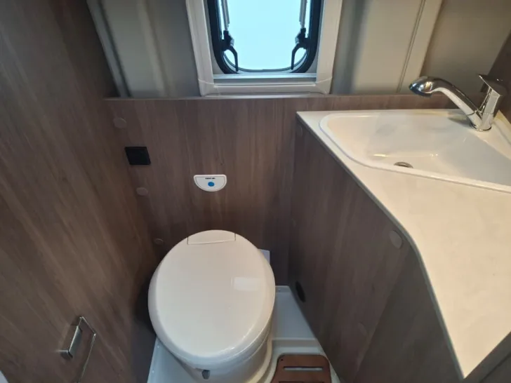 Fahrzeugbild Carado Camper Van 640 #19