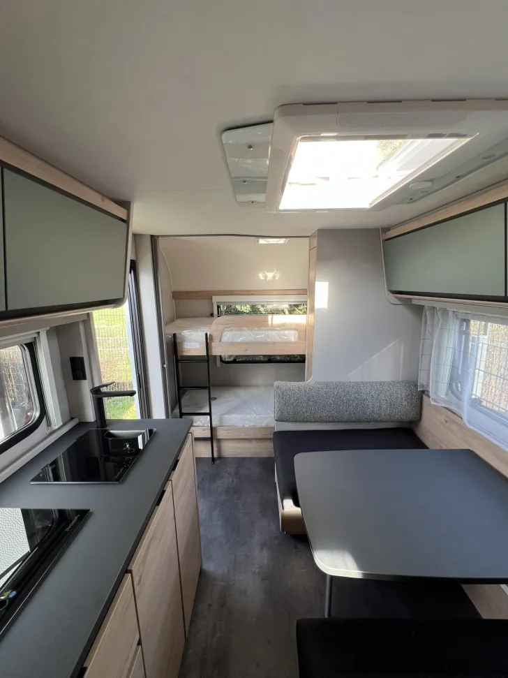 Fahrzeugbild Dethleffs Camper 550 ESK *ATC*Tür mit Fenster*2.000 kg* #6