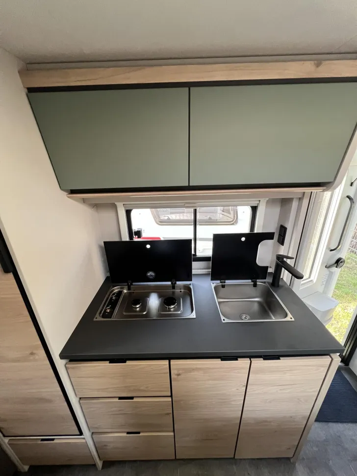 Fahrzeugbild Dethleffs Camper 550 ESK *ATC*Tür mit Fenster*2.000 kg* #9