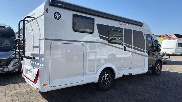 Schräg Hinten Sunlight V 67S ADVENTURE EDITION Sofort verfügbar