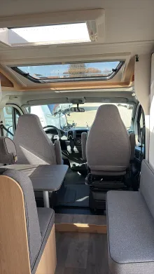 Sicht vorne-hinten Sunlight V 67S ADVENTURE EDITION Sofort verfügbar