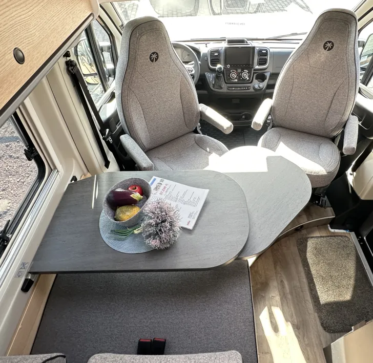 Fahrzeugbild Sunlight Camper Van Cliff 600 AKTION Ready on Roll bis 31.5. #10