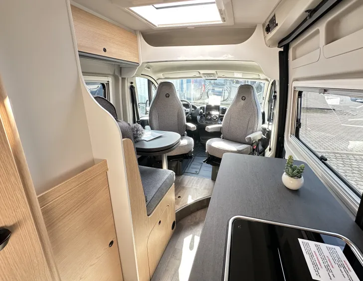 Fahrzeugbild Sunlight Camper Van Cliff 600 AKTION Ready on Roll bis 31.5. #8