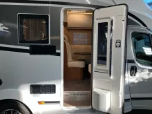 Fahrzeugbild Laika Ecovip Titanio L 2009 #10