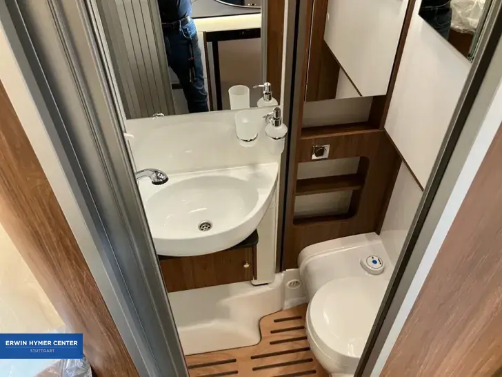 Fahrzeugbild Laika Ecovip Titanio L 2009 #19