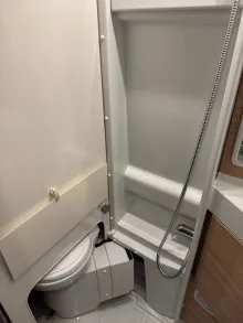 Fahrzeugbild Malibu Charming GT skyview 640 LE RB #16