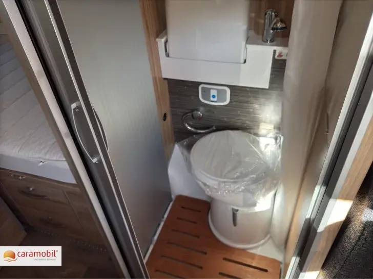 Fahrzeugbild Hymer Yellowstone CrossOver/Navi/RFK/LITHIUM #9