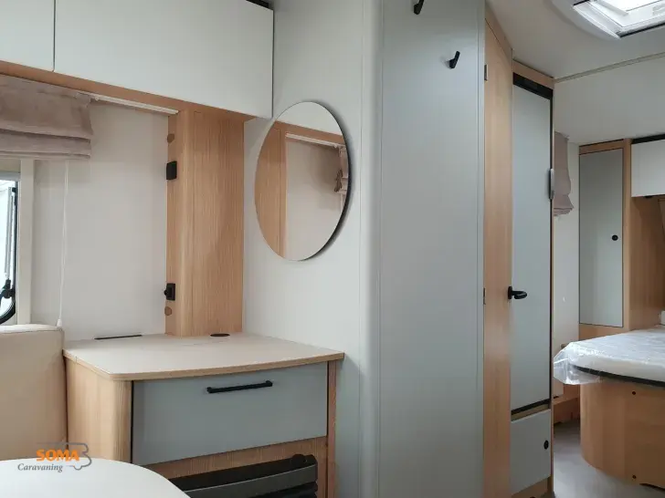 Fahrzeugbild LMC Style 70 453 D #8