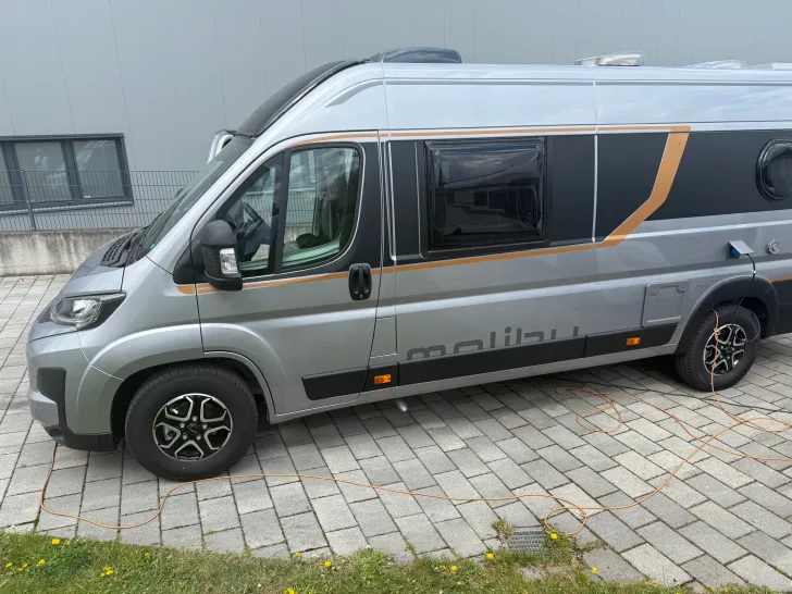 Fahrzeugbild Malibu Van First Class - Two Rooms 640 LE RB #4