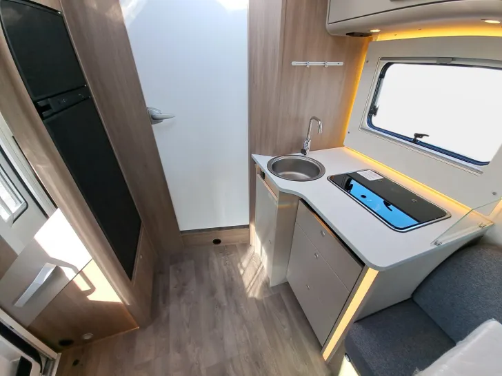 Fahrzeugbild Carado T 459 Pro+ Automatik, Solar, TV, LTE, 3. Bett #18