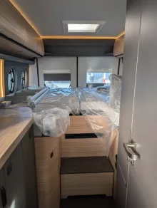 Fahrzeugbild Malibu Van First Class - Two Rooms 640 LE RB charming GT skyview ff4 180 PS/Automatik, 184 #12