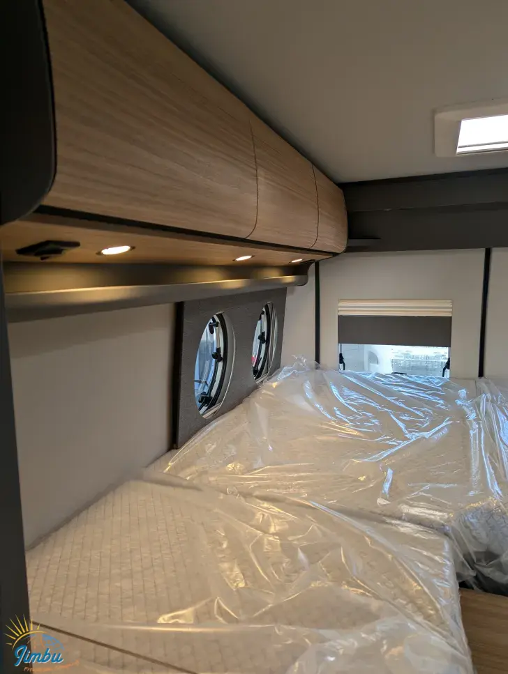 Fahrzeugbild Malibu Van First Class - Two Rooms 640 LE RB charming GT skyview ff4 180 PS/Automatik, 184 #13