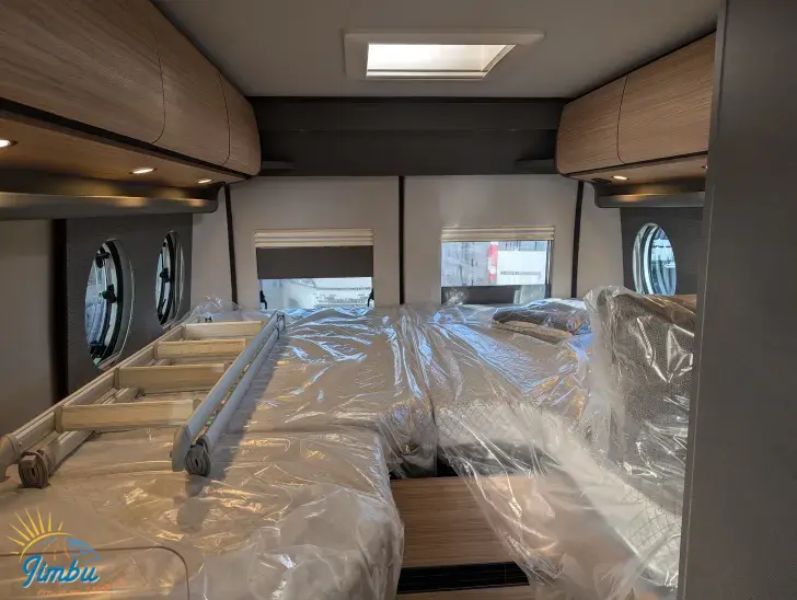 Fahrzeugbild Malibu Van First Class - Two Rooms 640 LE RB charming GT skyview ff4 180 PS/Automatik, 184 #14