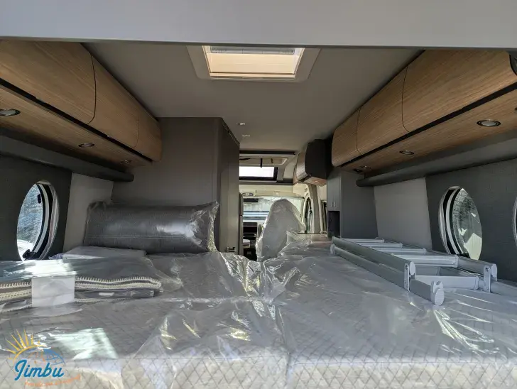 Fahrzeugbild Malibu Van First Class - Two Rooms 640 LE RB charming GT skyview ff4 180 PS/Automatik, 184 #15