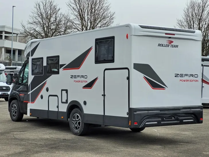 Fahrzeugbild Roller Team Zefiro Power Edition 287 P 180PS* ACC*SAT*LITHIUM* #2