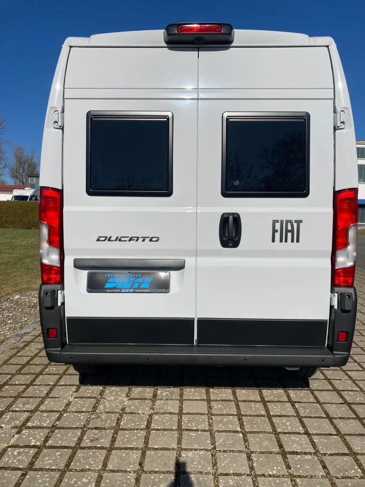 Fahrzeugbild Pössl Summit Shine 600 L Fiat AT/180PS/Längsbetten #6