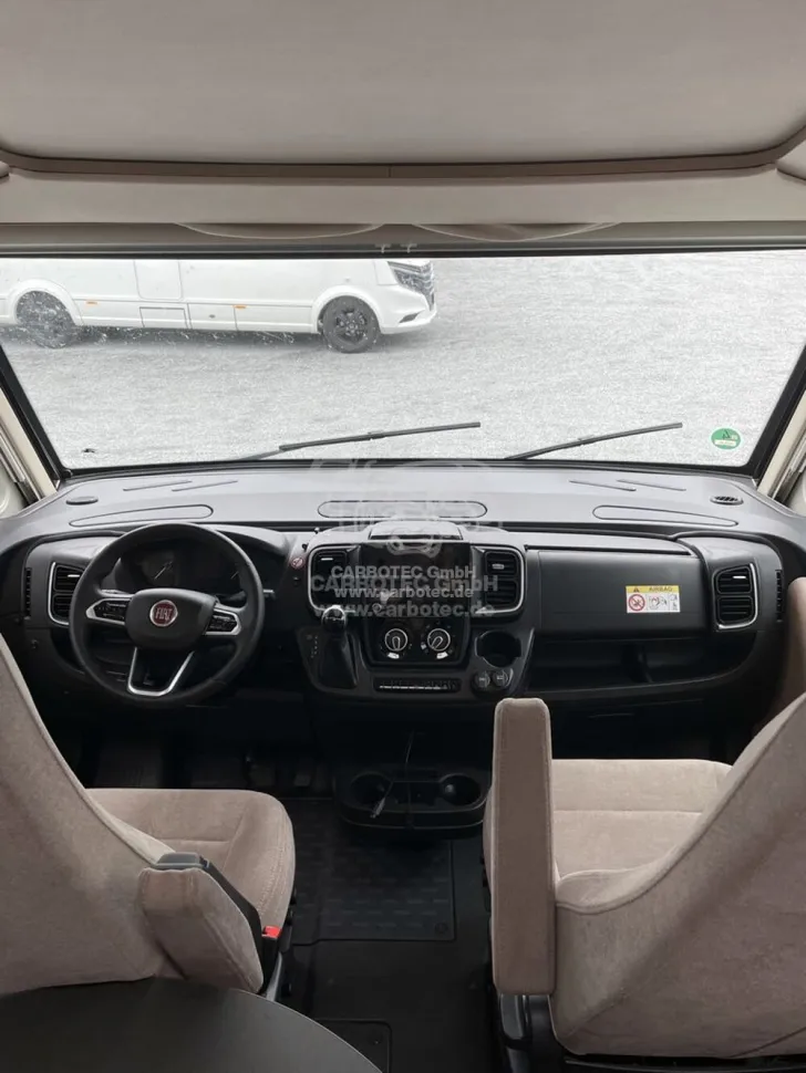 Fahrzeugbild Laika Ecovip H 2109 #9