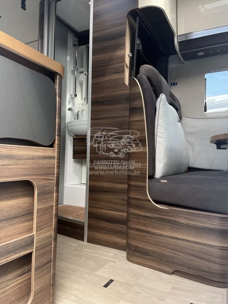 Fahrzeugbild Laika Ecovip H 2109 #8