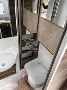 Fahrzeugbild Laika Ecovip H 2109 #11