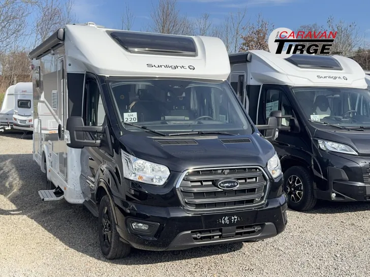 Fahrzeugbild Sunlight Adventure T Ford 670S #1