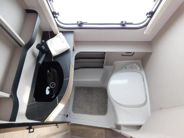 Fahrzeugbild Hymer Eriba Eriba Touring 542 Markise, Heckklappe, Ersatzrad #10